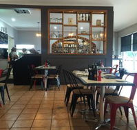 The Village - Where Food Meets Wine. - Restaurant Darwin