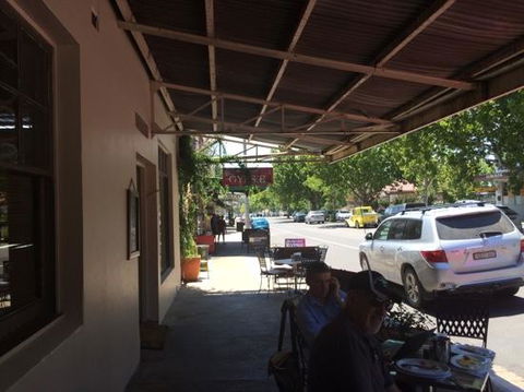 Cafe On Louee - Restaurant Darwin 0