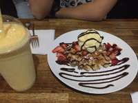 Clyde Treats Petite Yum