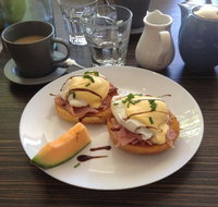 Malabou Express Cafe Bar - Restaurant Darwin