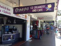 Scoops Ice Creamery and Cafe