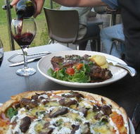 The Huskisson - Restaurant Darwin
