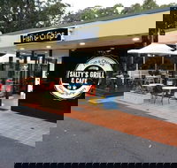 Salty's Grill  Cafe - Restaurant Darwin