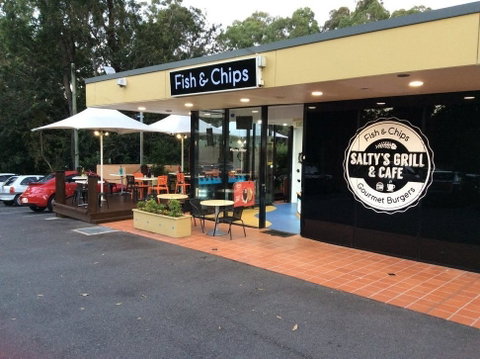 Salty's Grill & Cafe - Restaurant Darwin 0