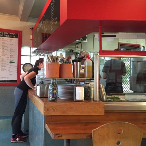 Sandy Bay Beach Wood Fired Pizza - Restaurant Darwin 0
