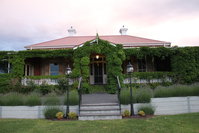 Maffra Takeaway and Maffra Restaurant Darwin Restaurant Darwin