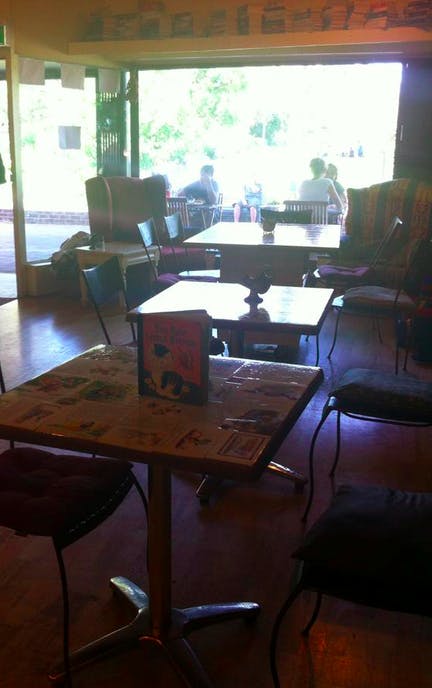 Anna's Shop Around The Corner - Restaurant Darwin 0