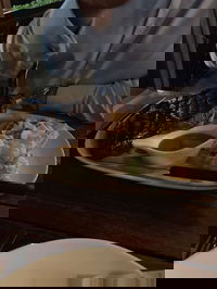 Browns Plains Hotel - Road House Grill