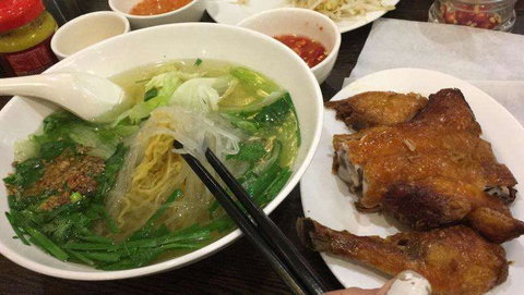 Phuong Nam Noodle House - Restaurant Darwin 0