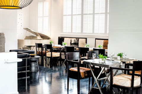 Club Lounge At Circa 1936 - Restaurant Darwin 0