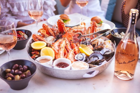 Eleven Rooftop Bar - Restaurant Darwin 0