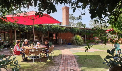 The Wander Inn - Restaurant Darwin 0