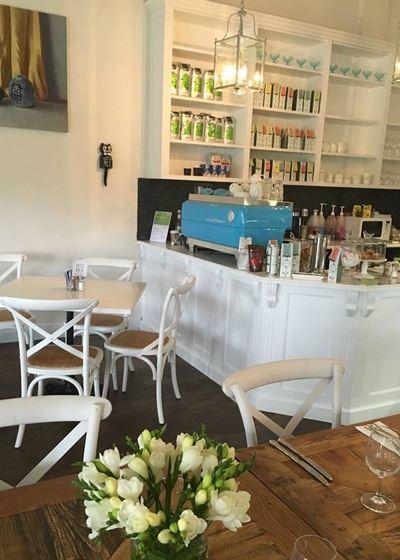 Luscious Organic Cafe & Shop - Restaurant Darwin 9