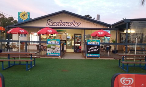 Beachcomber Cafe - Restaurant Darwin 0