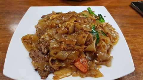 Down The Street - Restaurant Darwin 0