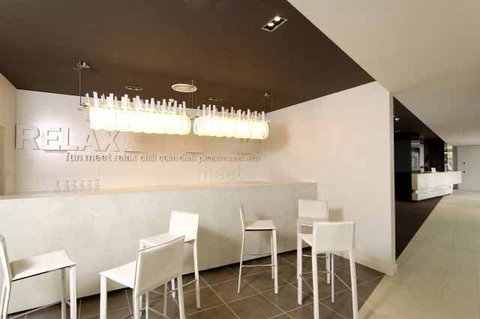 Fat Arnie Restaurant & Bar - Royal Pacific Hotel - Restaurant Darwin 0