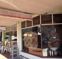 Uyen - Restaurant Darwin