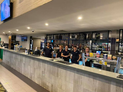 Cazalys Palmerston Club - Restaurant Darwin 0