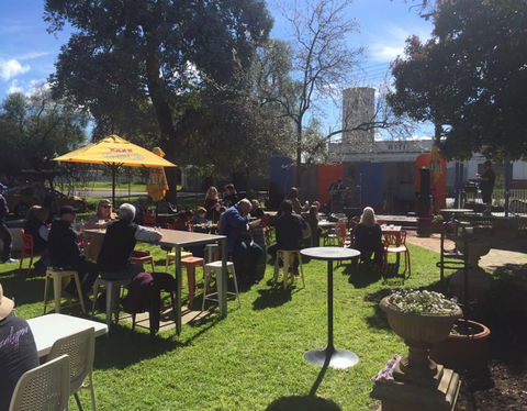 Culcairn Hotel - Restaurant Darwin 1