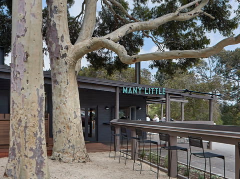 Many Little Bar And Bistro - Restaurant Darwin 1