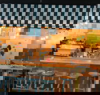 Seven Creeks Hotel - Restaurant Darwin