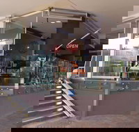 The Lounge - Neutral Bay - Restaurant Darwin