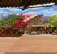 Daly Waters Historic Pub - Restaurant Darwin