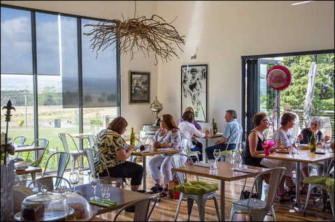 The Barrel Room Restaurant - Restaurant Darwin 0