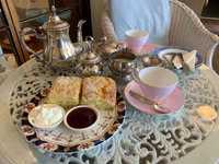 Czeg's Cafe