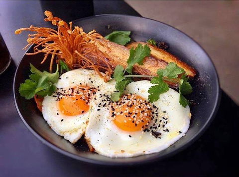 Neon Beatniks - Restaurant Darwin 0