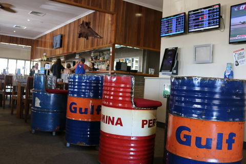 Berry Springs Tavern - Restaurant Darwin 1