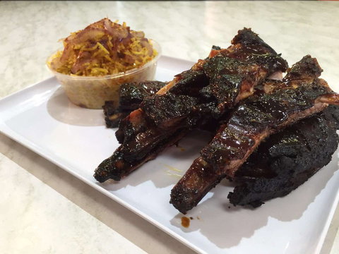 Charco's The Flaming Chicken - Restaurant Darwin 0