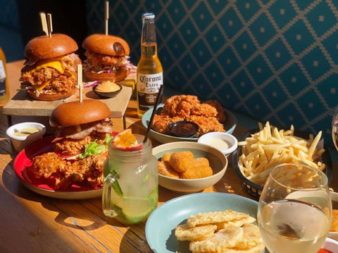 Dirty Bird Camden - Restaurant Darwin 1