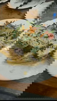 HIYC Cafe  Restaurant