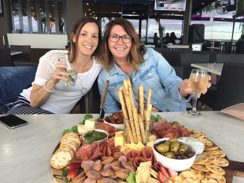 Mulwala Water Ski Club Dining - Restaurant Darwin 1