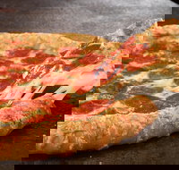 Pizza Hut - Wynnum - Restaurant Darwin