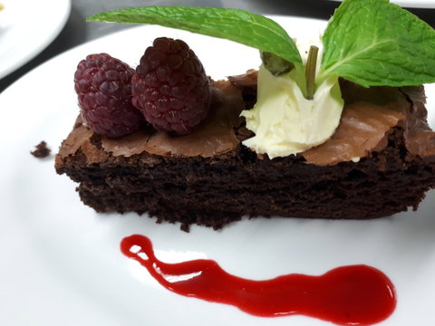 The Cormorant - Cafe On The Pier - Restaurant Darwin 0