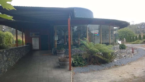 Cafe Bozzey - Restaurant Darwin 0