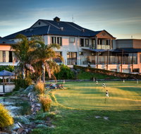 Baudins Restaurant at McCracken Country Club - Restaurant Darwin
