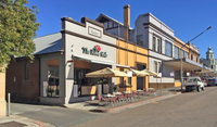 The Roses Cafe
