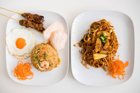 Insan's Cafe - Restaurant Darwin 0