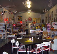 Noelene's Book Cafe - Restaurant Darwin