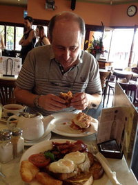 Henry's Cafe Brasserie