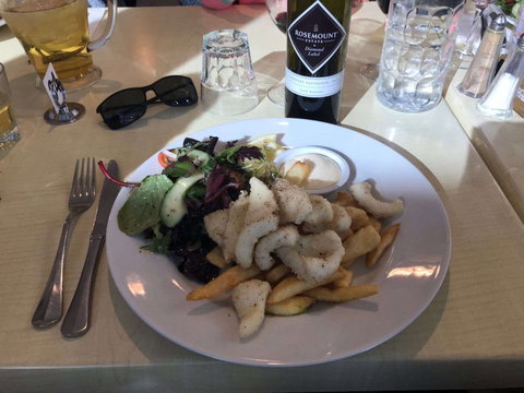 The Oval Cafe - Restaurant Darwin 0