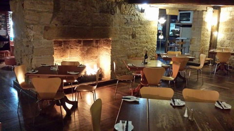 Vaby's Restaurant - Restaurant Darwin 0