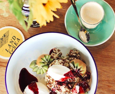 Land & Sea Brewery - Restaurant Darwin 0