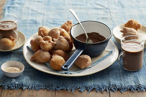 Naughtons - The Parkville Hotel - Restaurant Darwin 0