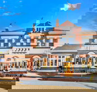 Cygnet Old Bank Cafe - Restaurant Darwin