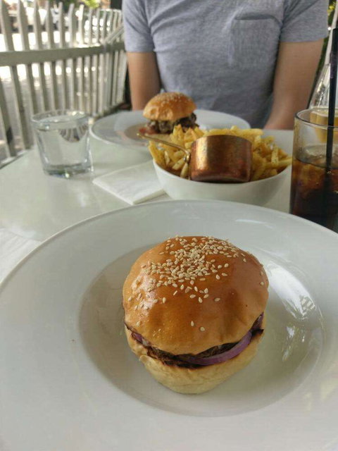 White House [Fortified] Food + Wine - Restaurant Darwin 0