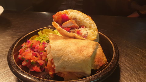 The Coughing Gherkin - Restaurant Darwin 1